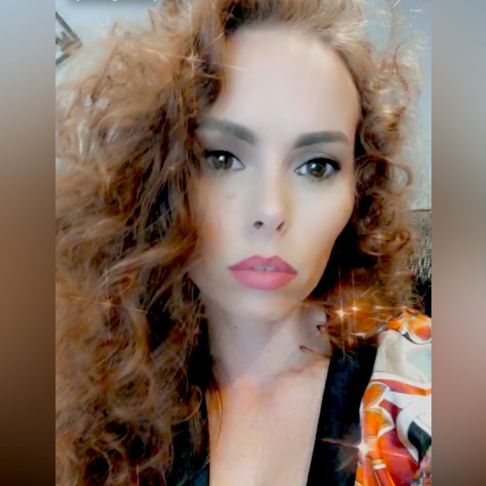 Meet your Posher, Jacqueline